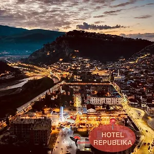 Hotel Republika, Berat